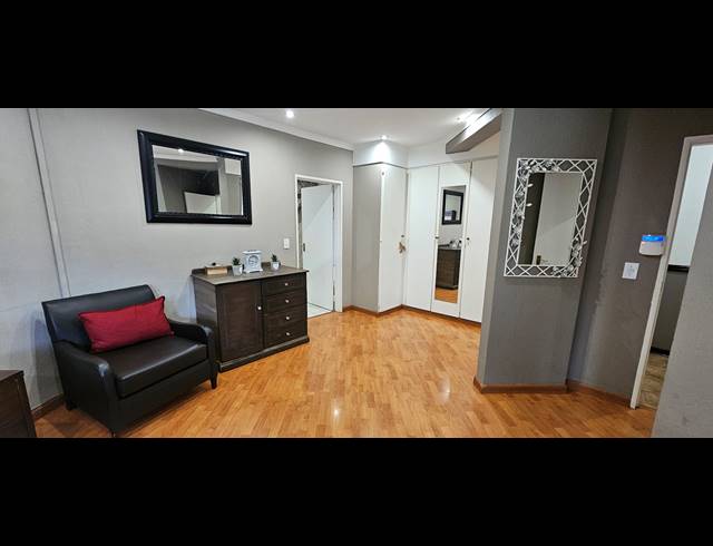 4 BEDROOM HOUSE FOR SALE IN MEYERSDAL